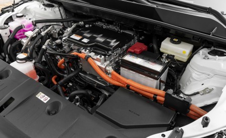 2023 Toyota bZ4X XLE FWD Engine Wallpapers 450x275 (70)