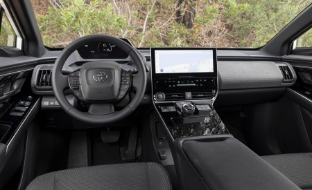 2023 Toyota bZ4X XLE FWD Interior Cockpit Wallpapers 450x275 (94)