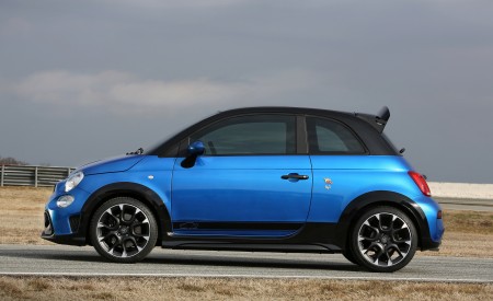 2022 Abarth 695 Tributo 131 Rally Side Wallpapers 450x275 (12)