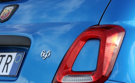 2022 Abarth 695 Tributo 131 Rally Tail Light Wallpapers 450x275 (25)