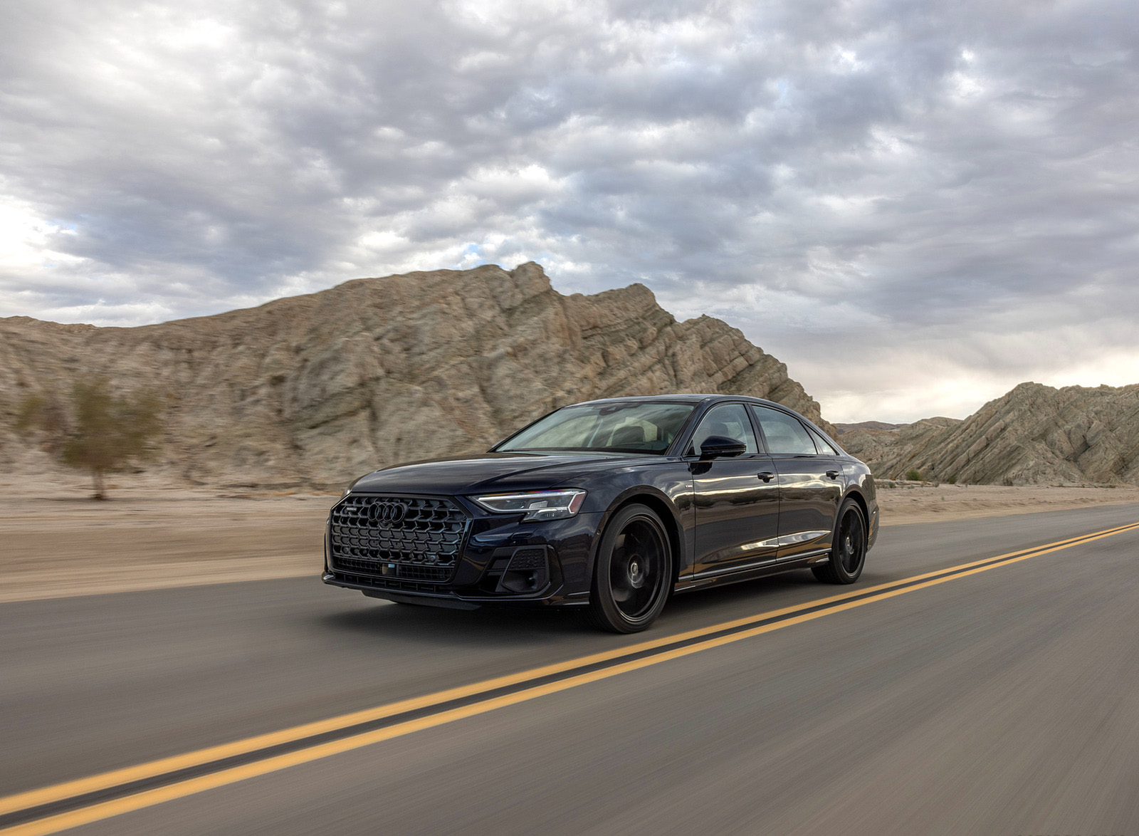 2022 Audi A8 (Color: Firmament Blue; US-Spec) Front Three-Quarter Wallpapers (12)