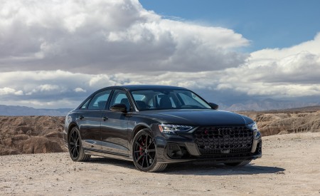 2022 Audi S8 (Color: Vesuvius Gray; US-Spec) Front Three-Quarter Wallpapers 450x275 (26)