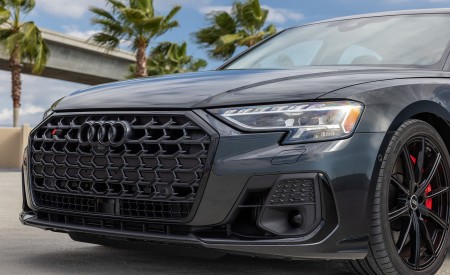 2022 Audi S8 (Color: Vesuvius Gray; US-Spec) Front Wallpapers 450x275 (34)