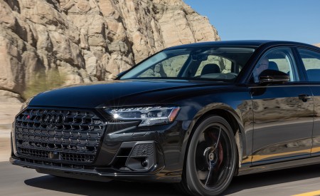 2022 Audi S8 (Color: Vesuvius Gray; US-Spec) Front Wallpapers 450x275 (9)