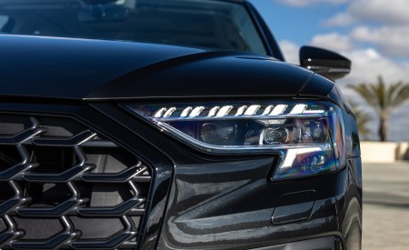 2022 Audi S8 (Color: Vesuvius Gray; US-Spec) Headlight Wallpapers 450x275 (36)