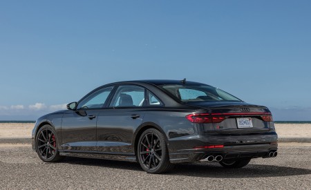 2022 Audi S8 (Color: Vesuvius Gray; US-Spec) Rear Three-Quarter Wallpapers 450x275 (28)