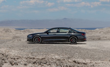 2022 Audi S8 (Color: Vesuvius Gray; US-Spec) Side Wallpapers 450x275 (29)