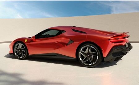 2022 Ferrari SP48 Unica Rear Three-Quarter Wallpapers 450x275 (2)