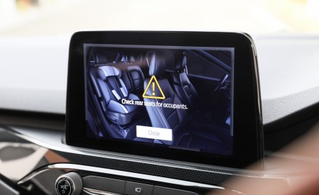 2022 Ford Escape PHEV AU version Central Console Wallpapers 450x275 (171)