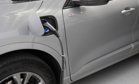 2022 Ford Escape PHEV AU version Charging Connector Wallpapers  450x275 (133)