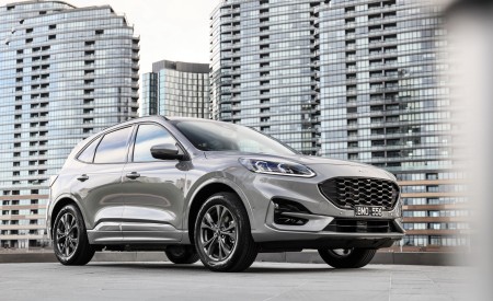 2022 Ford Escape PHEV AU version Front Three-Quarter Wallpapers 450x275 (10)