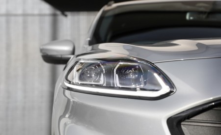 2022 Ford Escape PHEV AU version Headlight Wallpapers  450x275 (87)