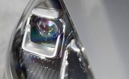 2022 Ford Escape PHEV AU version Headlight Wallpapers 450x275 (89)