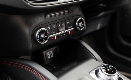 2022 Ford Escape PHEV AU version Interior Detail Wallpapers 450x275 (183)