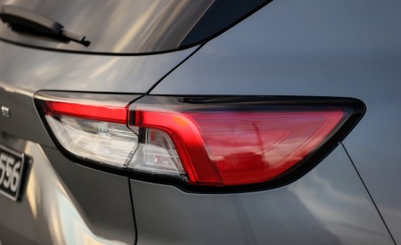 2022 Ford Escape PHEV AU version Tail Light Wallpapers  450x275 (107)