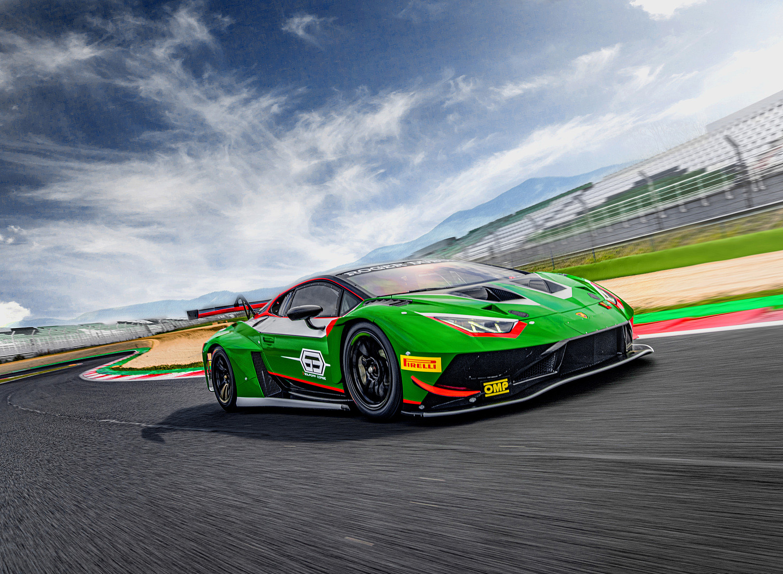 2022 Lamborghini Huracan GT3 EVO2 Front Three-Quarter Wallpapers (7)