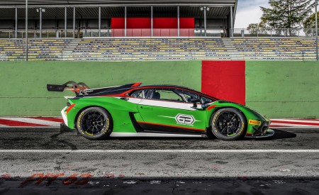 2022 Lamborghini Huracan GT3 EVO2 Side Wallpapers 450x275 (12)