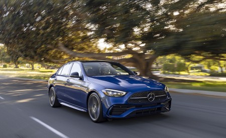 2022 Mercedes-Benz C-Class (US-Spec) Front Three-Quarter Wallpapers 450x275 (17)