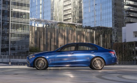 2022 Mercedes-Benz C-Class (US-Spec) Side Wallpapers 450x275 (34)