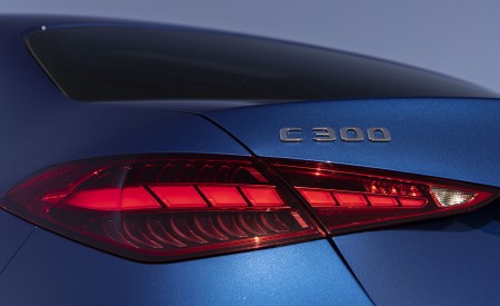 2022 Mercedes-Benz C-Class (US-Spec) Tail Light Wallpapers 450x275 (61)