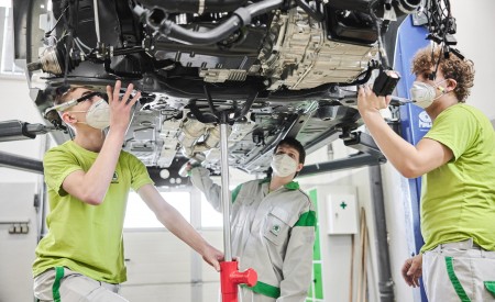 2022 Skoda Afriq Concept Making Of Wallpapers 450x275 (39)