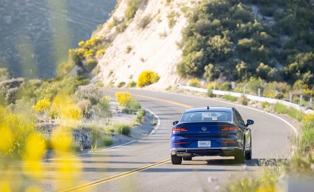 2022 Volkswagen Arteon Rear Wallpapers 450x275 (10)