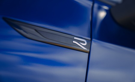 2022 Volkswagen Golf R Estate UK version Detail Wallpapers  450x275 (25)