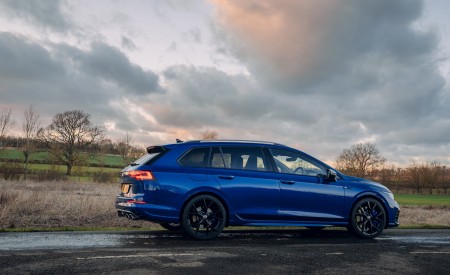 2022 Volkswagen Golf R Estate UK version Side Wallpapers 450x275 (23)