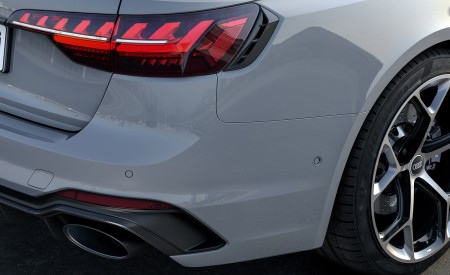 2023 Audi RS 4 Avant Competition Plus (Color: Nardo Grey) Tail Light Wallpapers 450x275 (26)