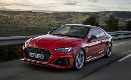 2023 Audi RS 5 Coupé Competition Plus (Color: Tango Red) Front Three-Quarter Wallpapers 450x275 (11)