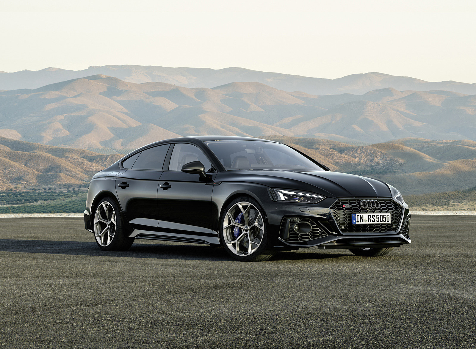 2023 Audi RS 5 Sportback Competition Plus (Color: Sebring Black) Front Three-Quarter Wallpapers (15)