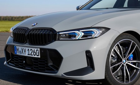 2023 BMW 3 Series Front Wallpapers 450x275 (29)