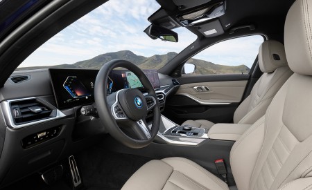 2023 BMW 3 Series Touring Interior Wallpapers 450x275 (32)