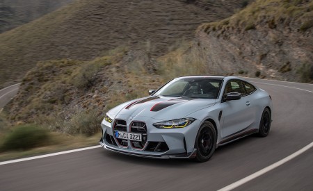2023 BMW M4 CSL Front Three-Quarter Wallpapers 450x275 (47)