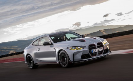 2023 BMW M4 CSL Front Three-Quarter Wallpapers 450x275 (27)