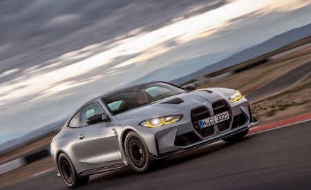 2023 BMW M4 CSL Front Three-Quarter Wallpapers 450x275 (19)