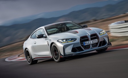 2023 BMW M4 CSL Front Three-Quarter Wallpapers  450x275 (30)