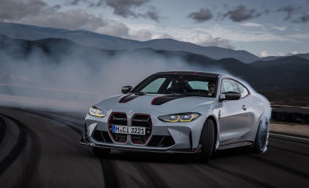 2023 BMW M4 CSL Front Wallpapers 450x275 (40)