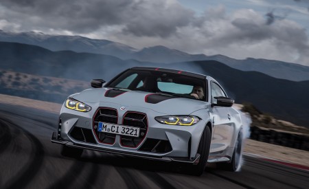 2023 BMW M4 CSL Front Wallpapers 450x275 (41)