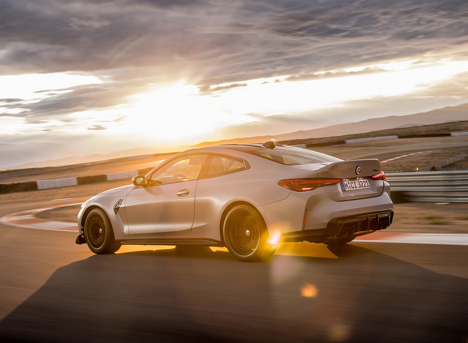 2023 BMW M4 CSL Rear Three-Quarter Wallpapers (5)
