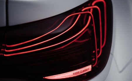 2023 BMW M4 CSL Tail Light Wallpapers 450x275 (125)