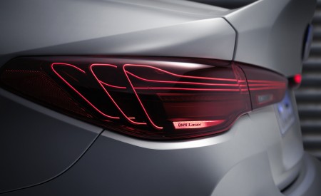 2023 BMW M4 CSL Tail Light Wallpapers 450x275 (126)