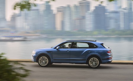 2023 Bentley Bentayga Extended Wheelbase Artistic (Color: Portofino) Side Wallpapers 450x275 (6)