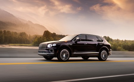 2023 Bentley Bentayga Extended Wheelbase Exquisite (Color: Damson) Front Three-Quarter Wallpapers 450x275 (74)