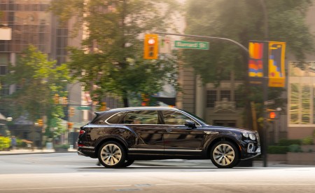 2023 Bentley Bentayga Extended Wheelbase Exquisite (Color: Damson) Side Wallpapers 450x275 (80)