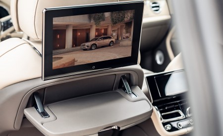 2023 Bentley Bentayga Extended Wheelbase Interior Detail Wallpapers 450x275 (112)