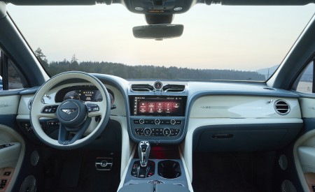 2023 Bentley Bentayga Extended Wheelbase Timeless (Color: Marlin) Interior Cockpit Wallpapers 450x275 (42)