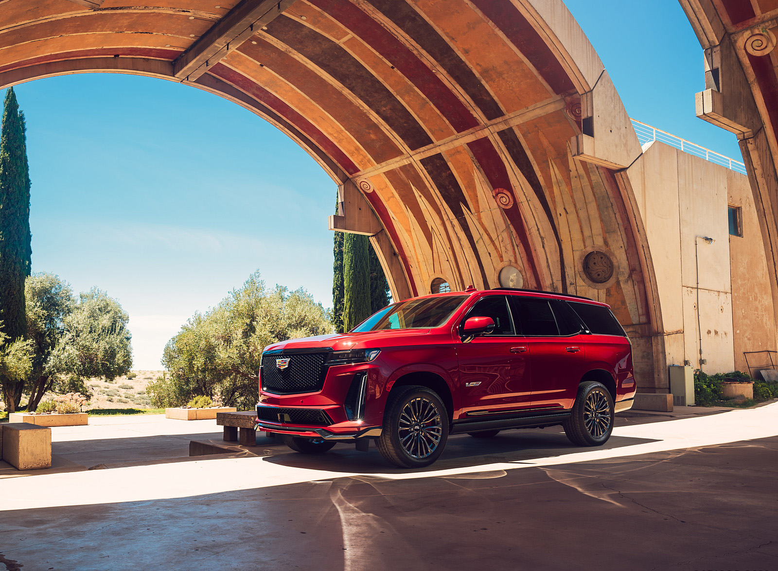 2023 Cadillac Escalade-V Front Three-Quarter Wallpapers (8)