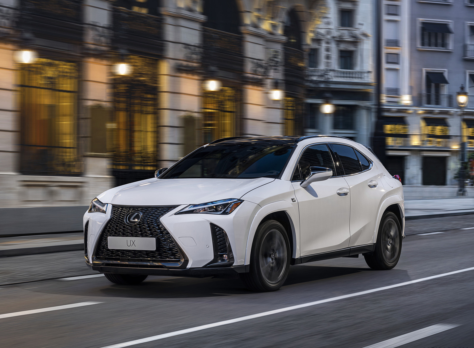 2023 Lexus UX 250h F Sport Front Three-Quarter Wallpapers (1)