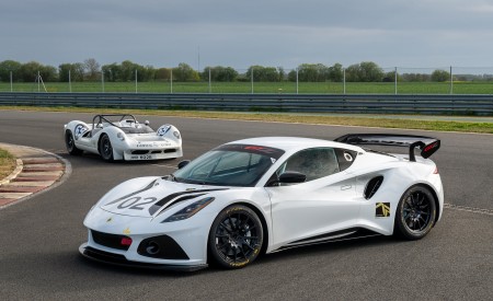 2023 Lotus Emira GT4 Front Three-Quarter Wallpapers 450x275 (9)